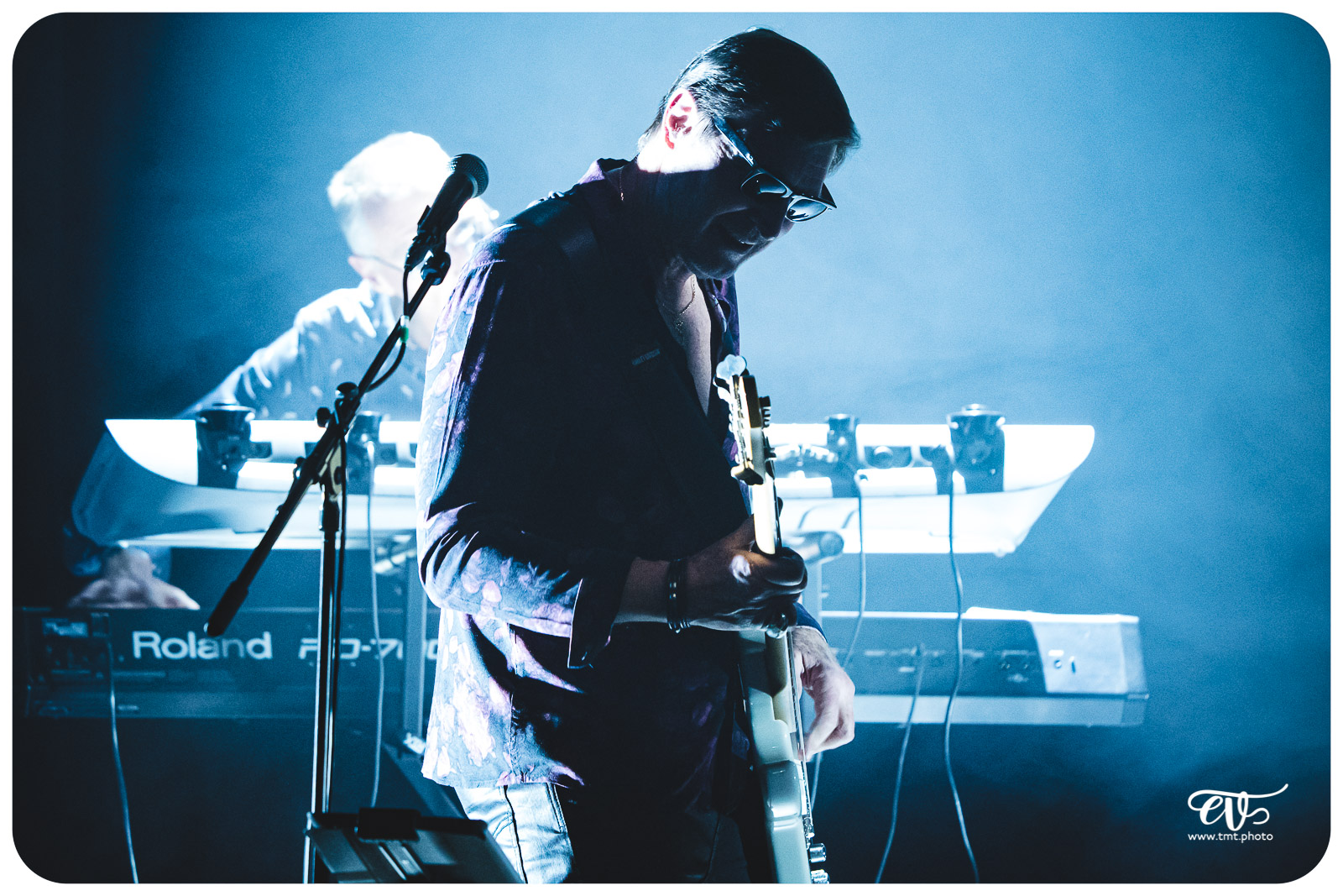 L'HISTOIRE DU ROCK EN 13 GUITARES